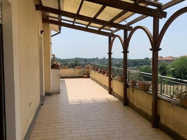 Appartamento in vendita di 130 m² in Via Don L. Valletti