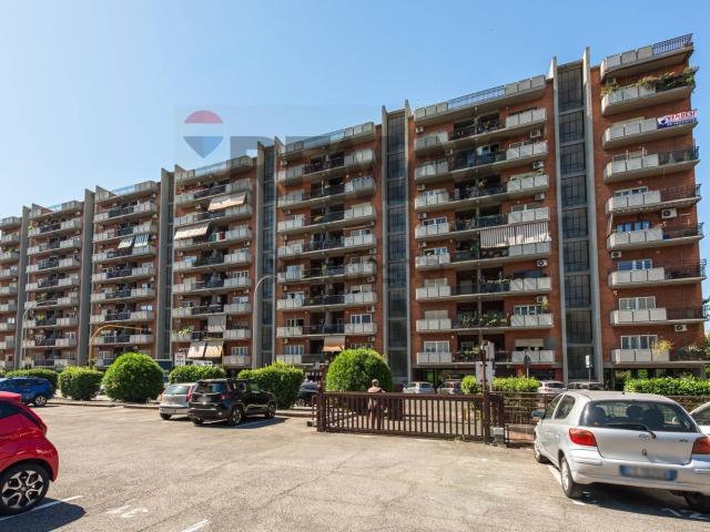 Appartamento in vendita di 130 m² in Via Davide Campari, 164