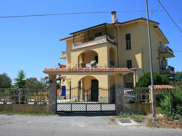 Appartamento in vendita di 130 m² in Via degli Ulivi, 79