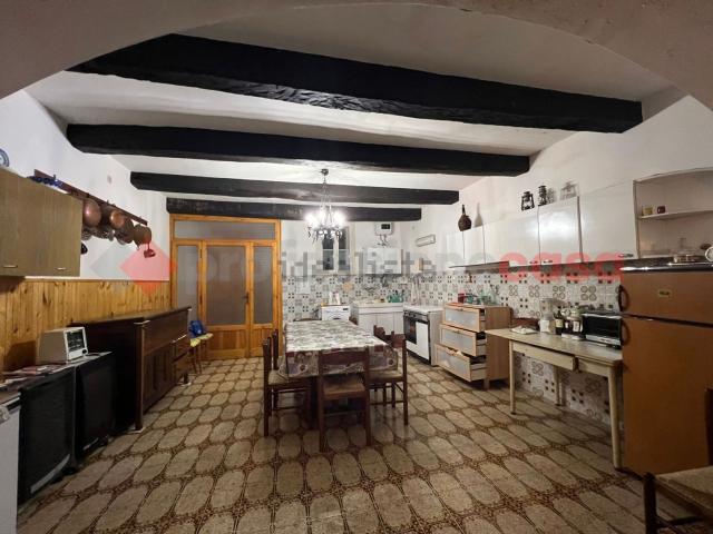Appartamento in vendita di 130 m² in Via dei Mercanti, 23