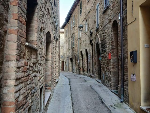 Appartamento in vendita di 130 m² in Via dei Monasteri