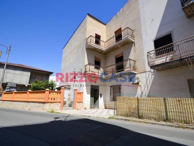 Appartamento in vendita di 130 m² in Via del Sole, 59