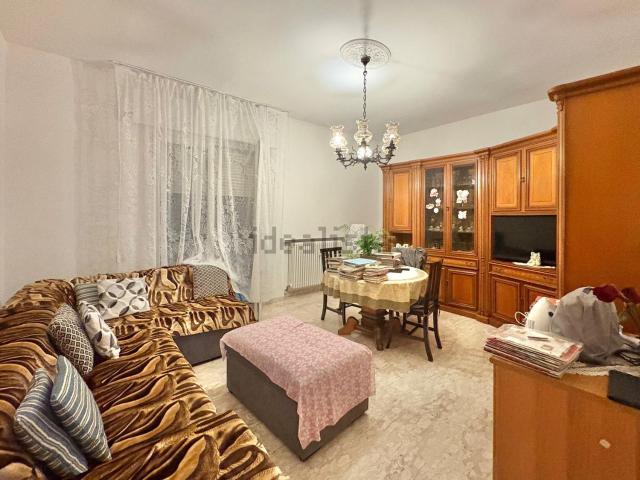 Appartamento in vendita di 130 m² in Via del Tulipano, 1