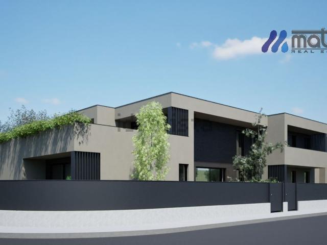 Appartamento in vendita di 130 m² in Via del Volontariato