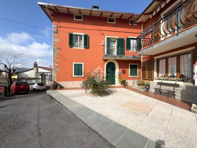 Appartamento in vendita di 130 m² in Via dell&apos Aiale, 28