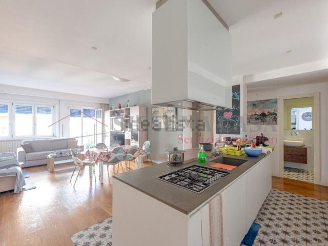 Appartamento in vendita di 130 m² in Via delle Baleniere