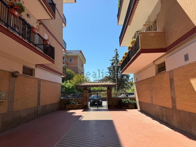 Appartamento in vendita di 130 m² in Via delle Vigne, 86