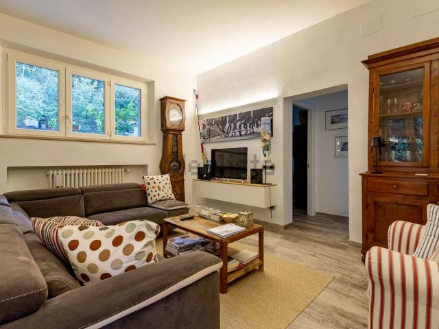 Appartamento in vendita di 130 m² in Via di Carpineta, 8