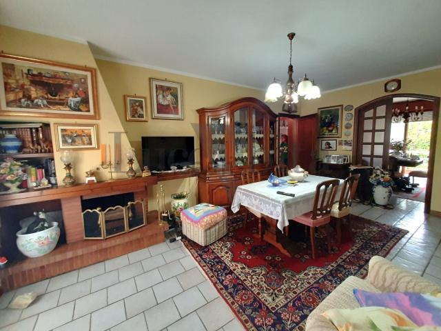 Appartamento in vendita di 130 m² in Via di Sant&apos Alessio, 229