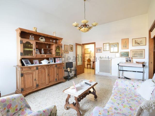 Appartamento in vendita di 130 m² in Via di Ripoli