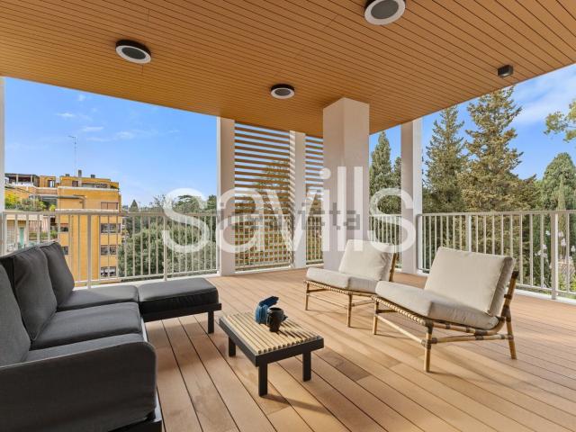 Appartamento in vendita di 130 m² in Via di Villa Ricotti