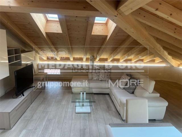 Appartamento in vendita di 130 m² in Via Emilia Est