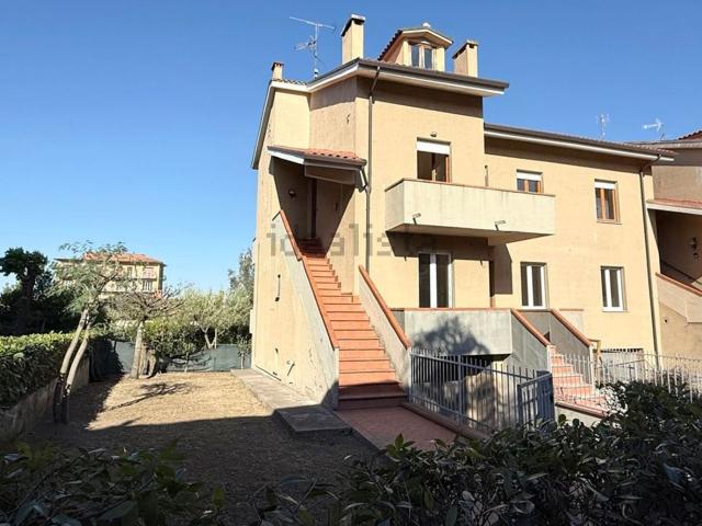 Appartamento in vendita di 130 m² in Via Enrico Fermi, 22