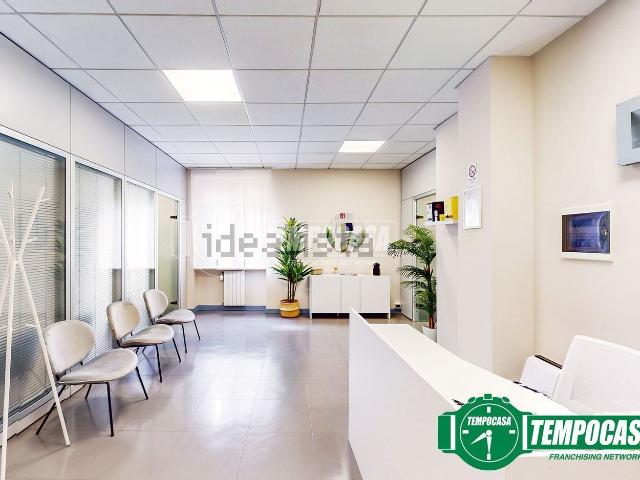 Appartamento in vendita di 130 m² in Via Edilio Raggio, 73