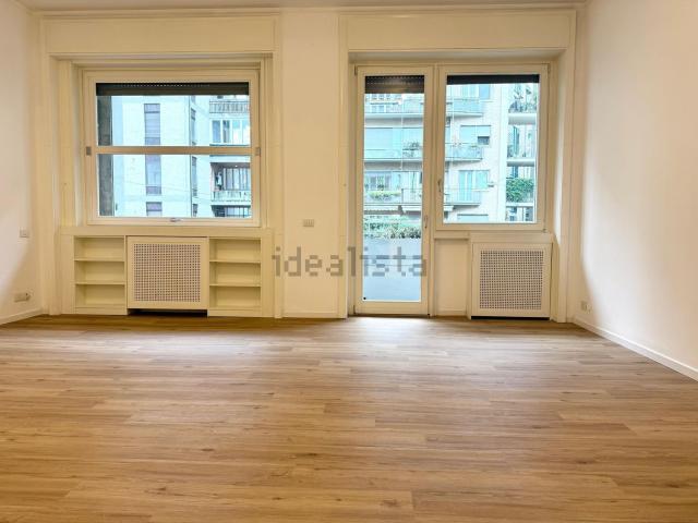 Appartamento in vendita di 130 m² in Via Edmondo de Amicis, 36