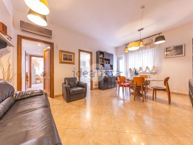 Appartamento in vendita di 130 m² in Via Elio Andrisco, 34