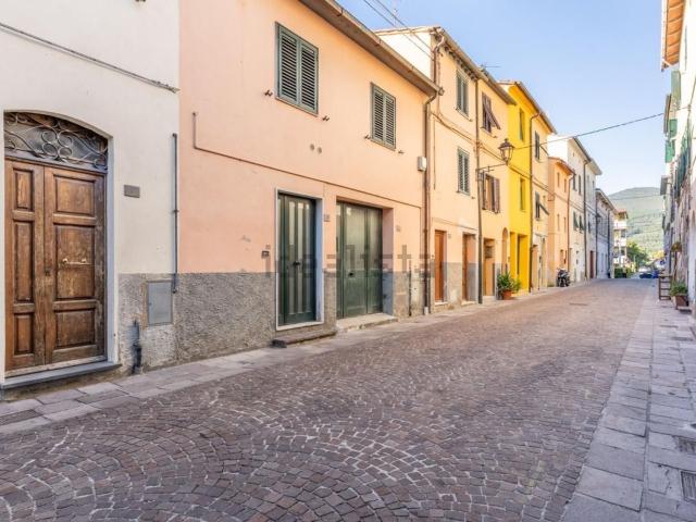 Appartamento in vendita di 130 m² in Via Eugenio Curiel, 49
