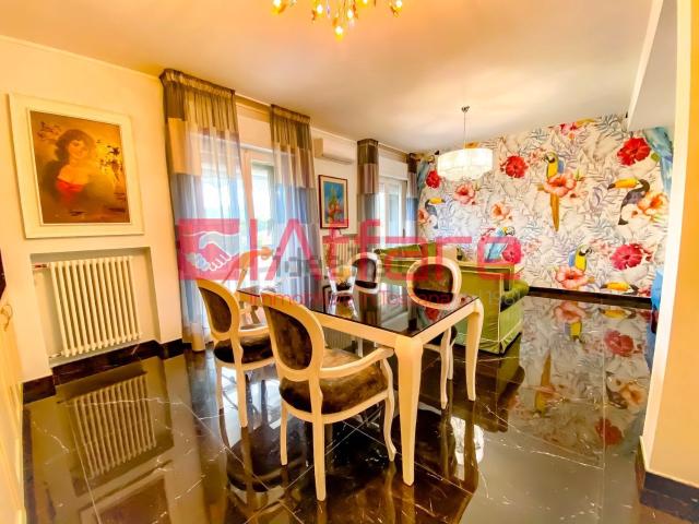 Appartamento in vendita di 130 m² in Via Ezio Cosimini, 17