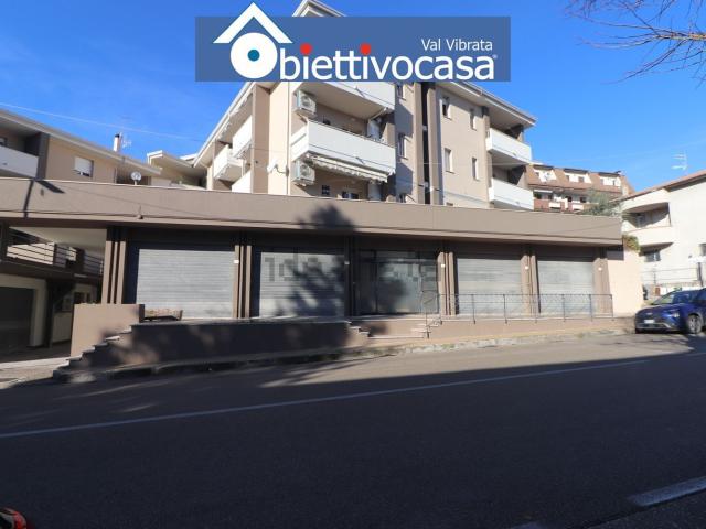 Appartamento in vendita di 130 m² in Via Fonte a Collina, 35