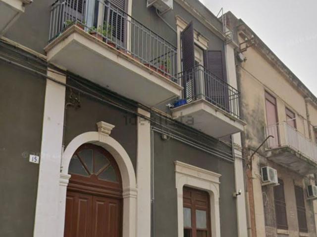 Appartamento in vendita di 130 m² in Via Francesca Corso, 15