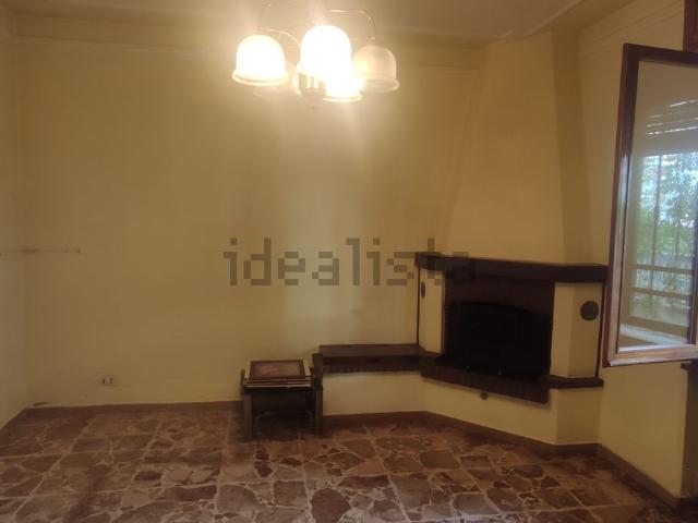 Appartamento in vendita di 130 m² in Via Francesco Crispi