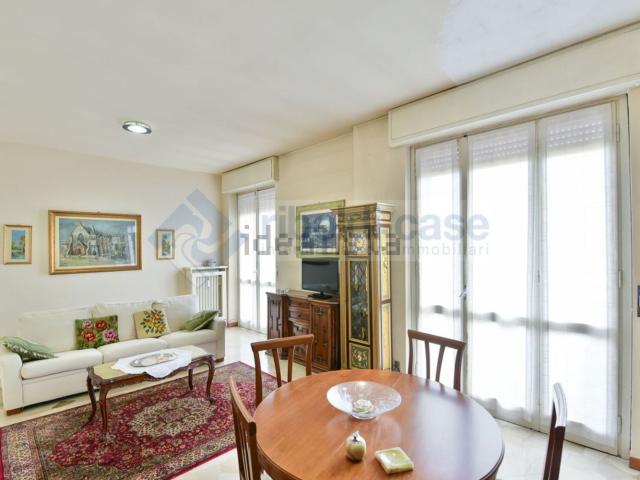 Appartamento in vendita di 130 m² in Via Francesco Rismondo