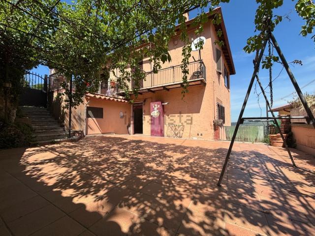 Appartamento in vendita di 130 m² in Via Frascati, 11