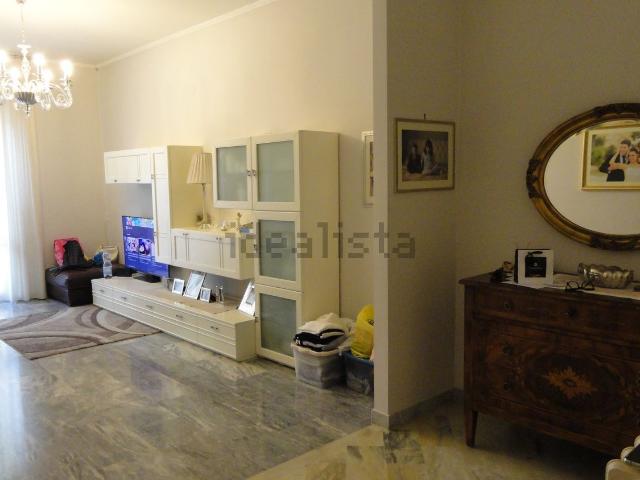 Appartamento in vendita di 130 m² in Via Frate Ruggero