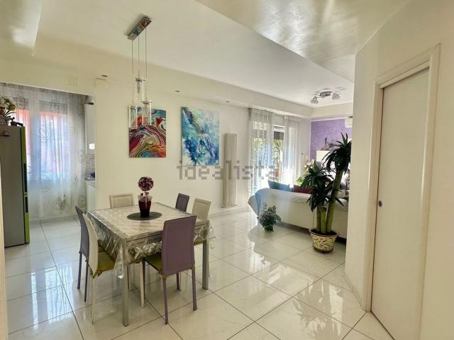 Appartamento in vendita di 130 m² in Via Fratelli Cairoli, 17