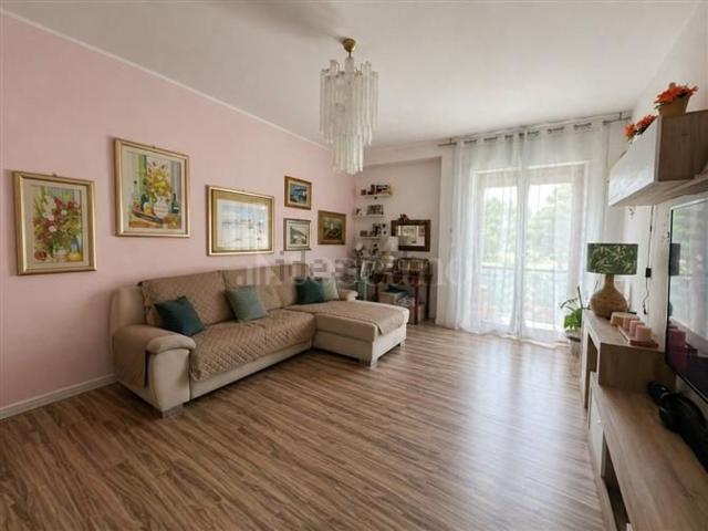 Appartamento in vendita di 130 m² in Via Fratelli Cairoli