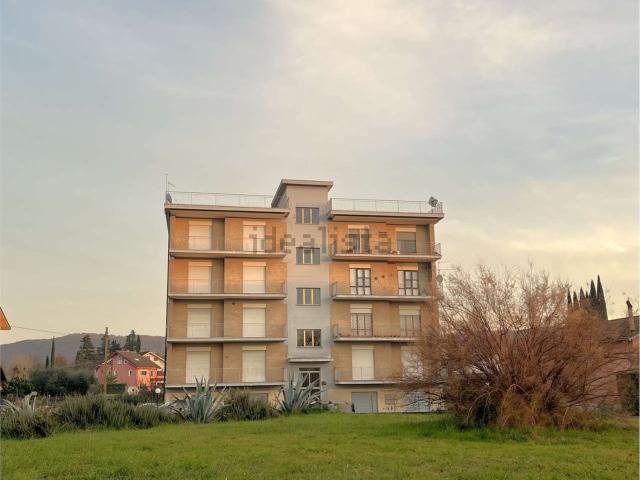 Appartamento in vendita di 130 m² in Via I. Bonomi