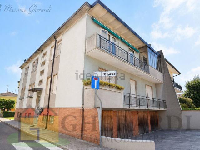 Appartamento in vendita di 130 m² in Via I° Maggio, 2