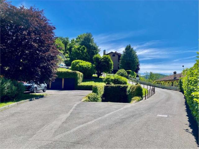 Appartamento in vendita di 130 m² in Via Innocente Bonfanti, 8