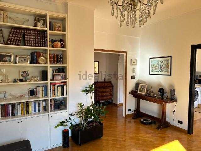 Appartamento in vendita di 130 m² in Via Ischia, 4
