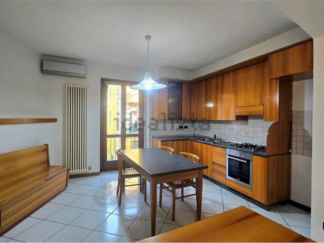 Appartamento in vendita di 130 m² in Via IV Novembre, 79