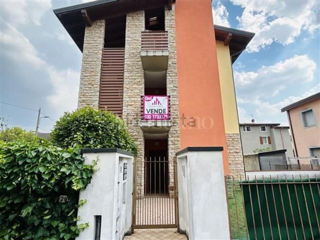 Appartamento in vendita di 130 m² in Via Odofredo Denari