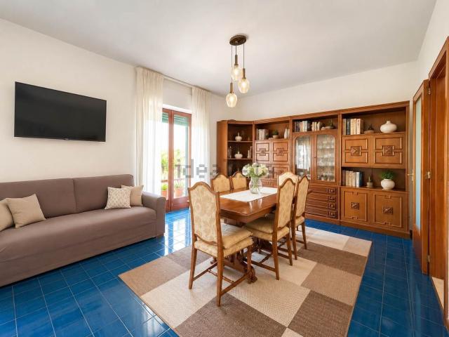 Appartamento in vendita di 130 m² in Via Orchidea, 14