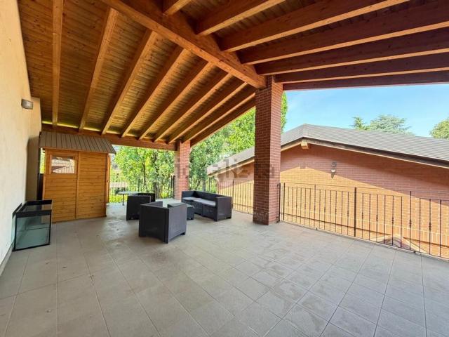 Appartamento in vendita di 130 m² in Via Ottorino Respighi, 1