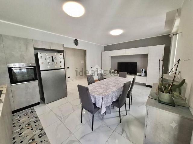 Appartamento in vendita di 130 m² in Via Lodovico Bertona, 3