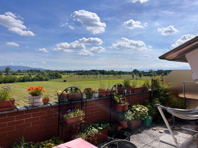 Appartamento in vendita di 130 m² in Via Lonna, 55