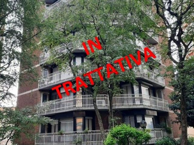 Appartamento in vendita di 130 m² in Via Lorenteggio, 51