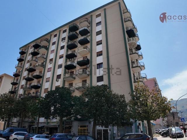 Appartamento in vendita di 130 m² in Via la Colla Francesco, 4