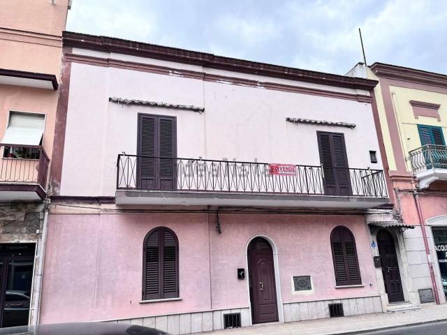 Appartamento in vendita di 130 m² in Via LECCE