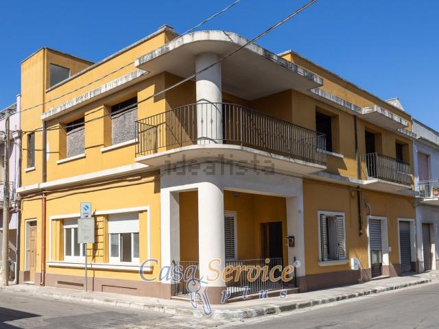 Appartamento in vendita di 130 m² in Via Lecce