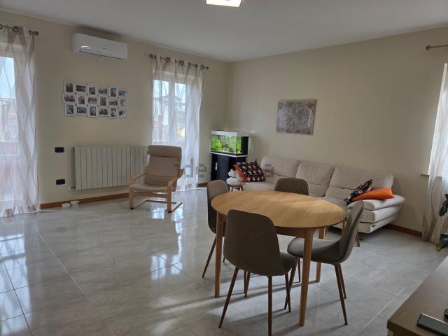 Appartamento in vendita di 130 m² in Via Livia Coen, 18
