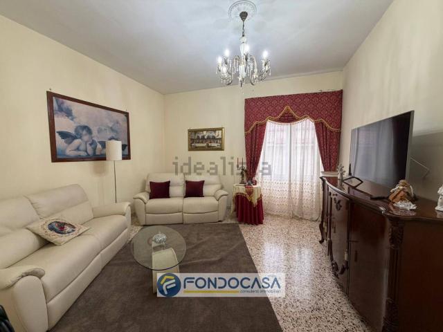 Appartamento in vendita di 130 m² in Via Limone, 1