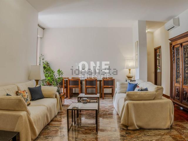Appartamento in vendita di 130 m² in Via Lucania, 6