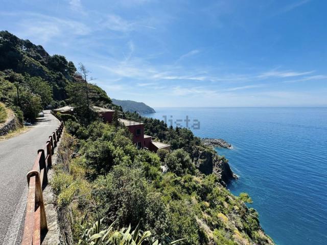 Appartamento in vendita di 130 m² in Via Luigi Duina, 45