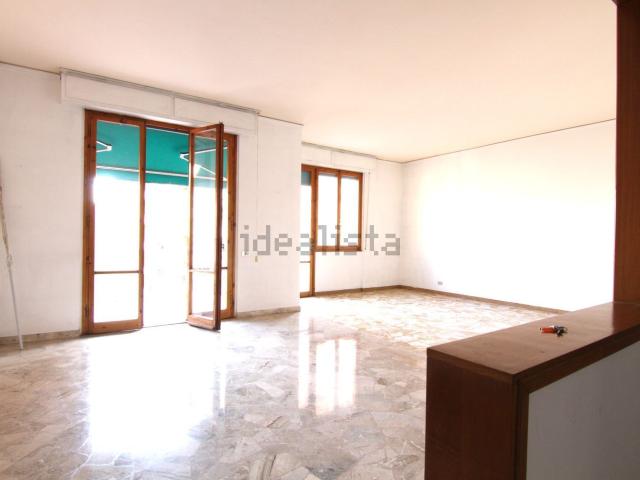 Appartamento in vendita di 130 m² in Via Luigi Morandi