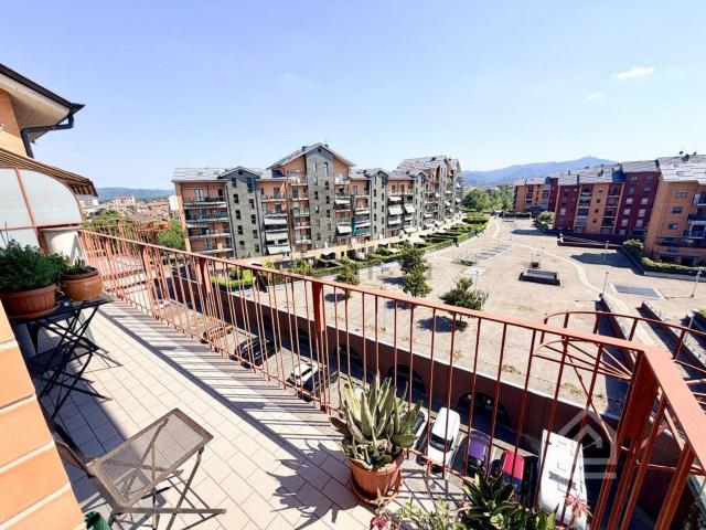 Appartamento in vendita di 130 m² in Via Montoso, 8